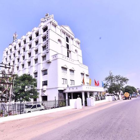 Simsan Hotel Chennai Extérieur photo