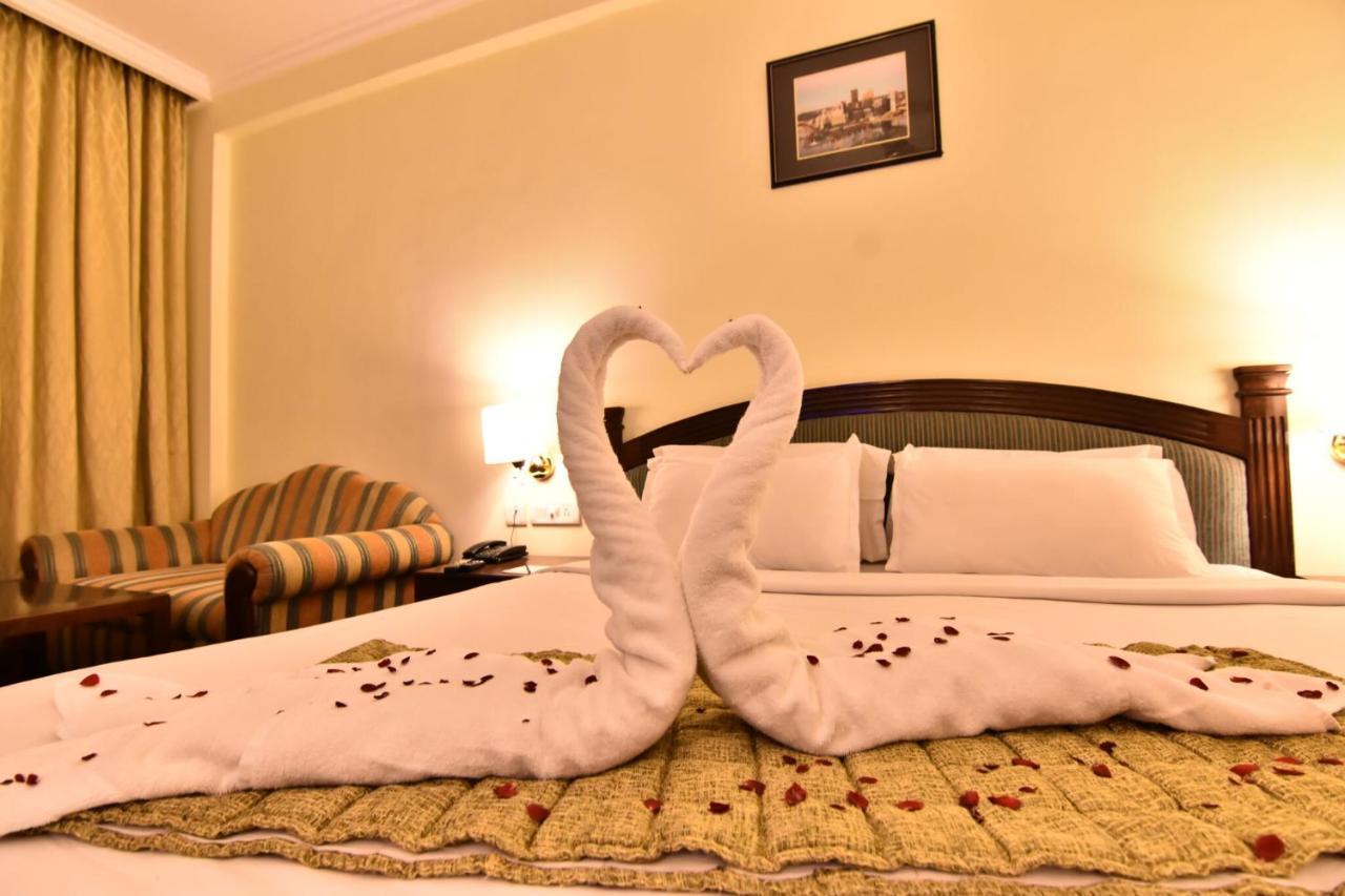 Simsan Hotel Chennai Extérieur photo