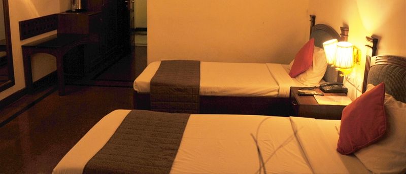 Simsan Hotel Chennai Extérieur photo