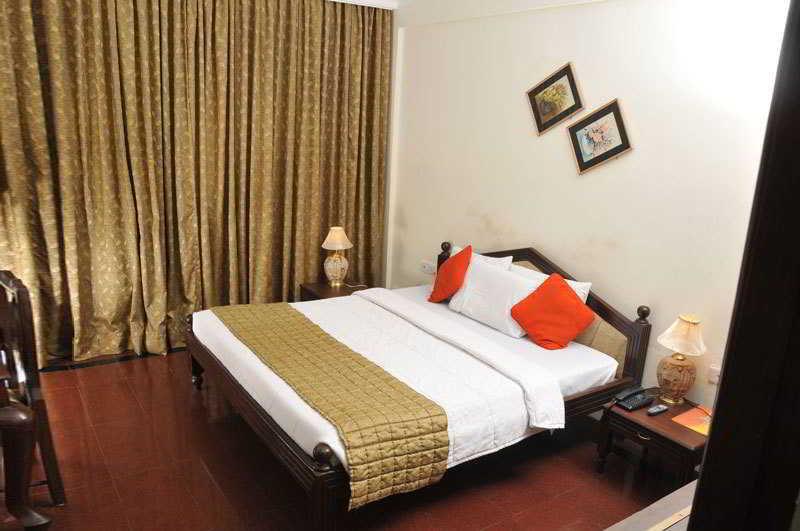 Simsan Hotel Chennai Extérieur photo